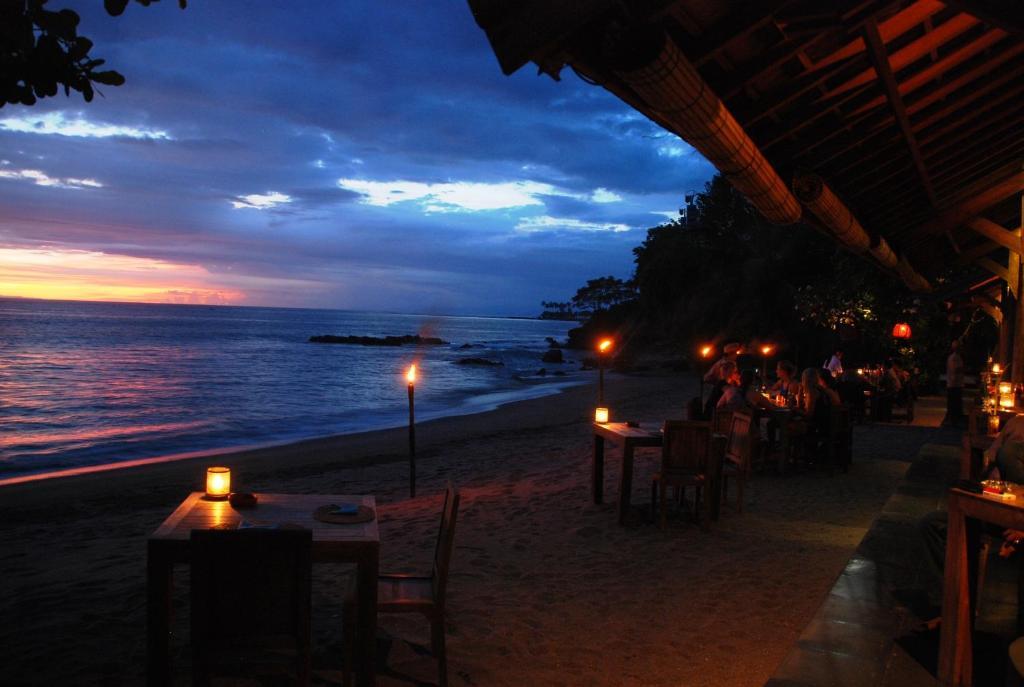 Cafe Alberto B And B Senggigi Eksteriør bilde